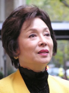 Yoshiko Sakuma